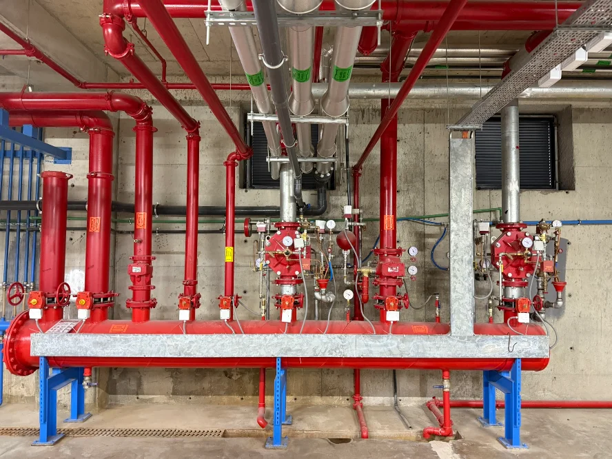 Yangın söndürme tesisatı: sprinkler vanaları ve boru hattı